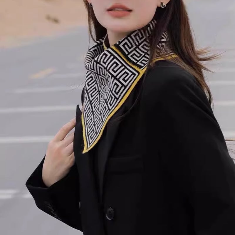 🍂Nice Gift for Her!Only need ￡6.99 this week!!!🎁Delicate Triangle Neck Scarf-22