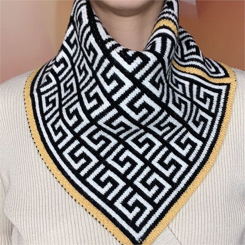 🍂Nice Gift for Her!Only need ￡6.99 this week!!!🎁Delicate Triangle Neck Scarf-34