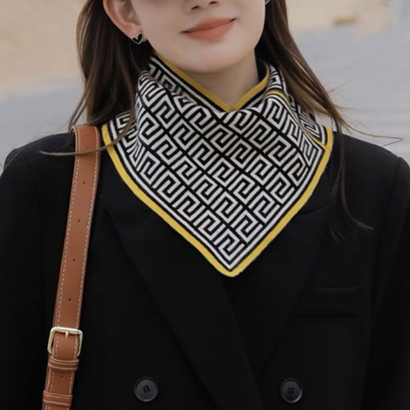 🍂Nice Gift for Her!Only need ￡6.99 this week!!!🎁Delicate Triangle Neck Scarf-3