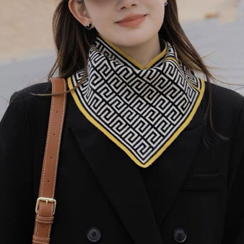 🍂Nice Gift for Her!Only need ￡6.99 this week!!!🎁Delicate Triangle Neck Scarf-10